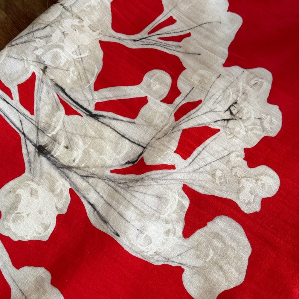 Zara Red Skirt with White Floral Print - Picture 4 of 6